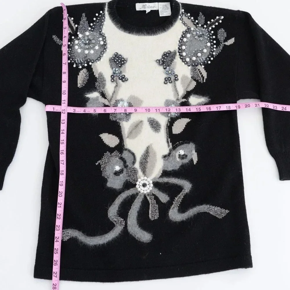Vintage Angora Elegant Black and White Floral Sweater - Picture 4 of 13